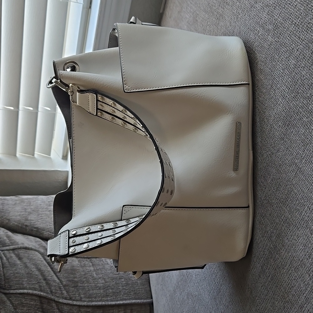 Steve Madden bucket bag